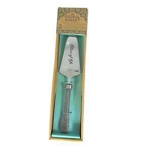 Global Market Slice of Life Cake Server
